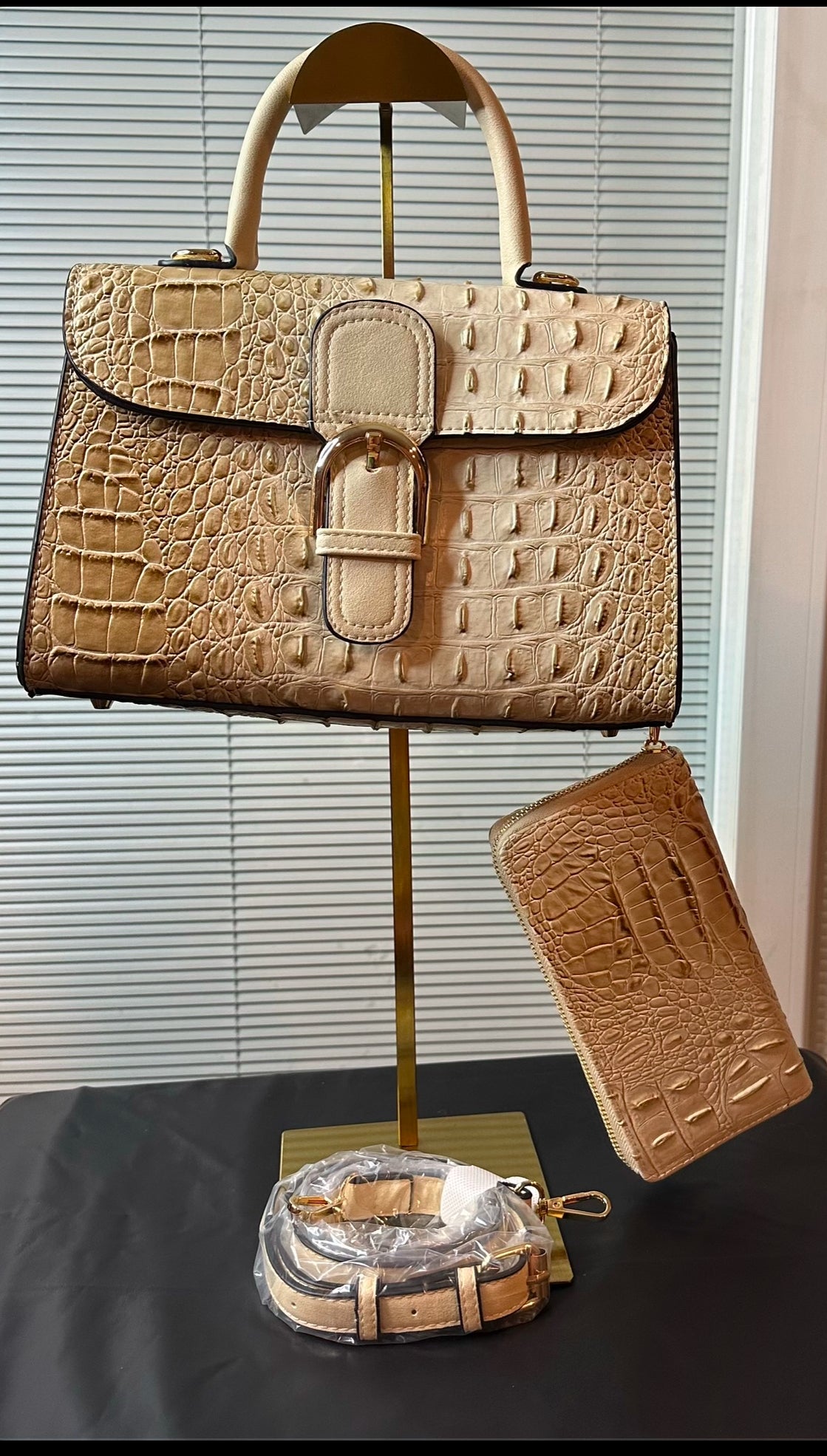 Beige Faux Ostrich handbag with matching wallet